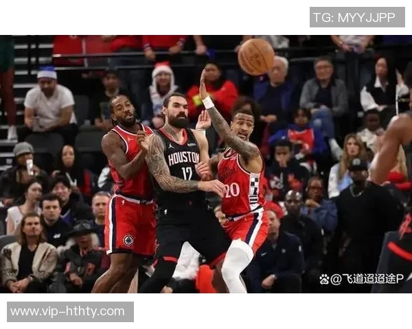 快船状态回暖近11场赢9场距离附加赛区仅差一场奋力追赶