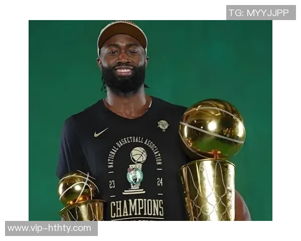 杰伦布朗回应外界质疑坚定信念期待赛季精彩表现